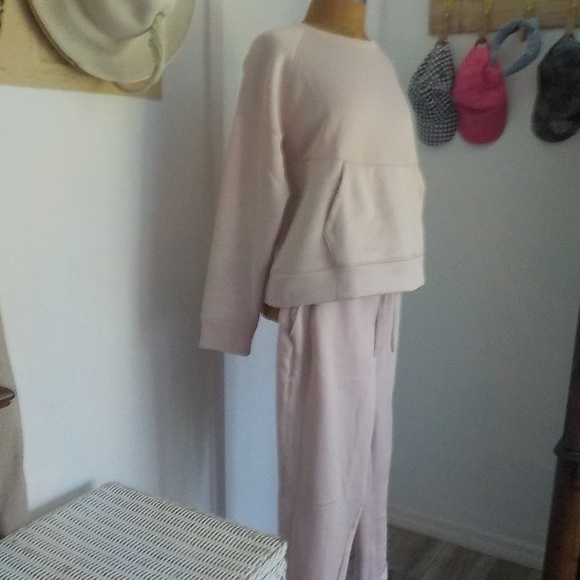 BLUSH SWEATSHIRT-SEPARATES - Picture 3 of 6